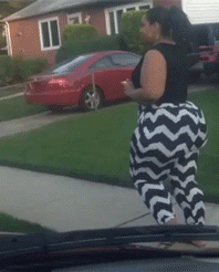bigbuttsthickhipsnthighs:  Getting dizzy looking at all that Ass jiggle. Loving it