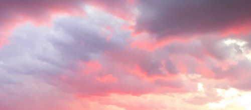 dissolutionandcreation:The clouds were so beautiful this evening~