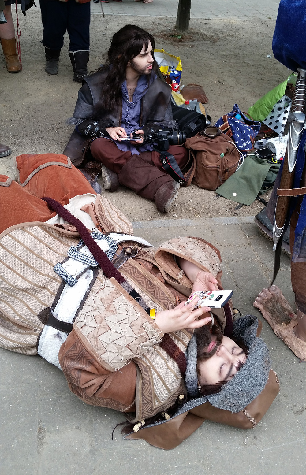 hattedhedgehog:  Dwarves and technology. (Ft. Silver Fountains Cosplay @cas-s-butt and