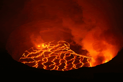 thatscienceguy:The Beauty of Lava.