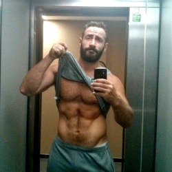 Follow my two hairy men blogs:http://sambrcln.tumblr.comhttp://hairysex.tumblr.com