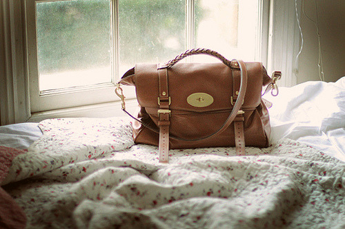 imperfectio:  Oversized Mulberry Alexa by Carrie WishWishWish on Flickr.