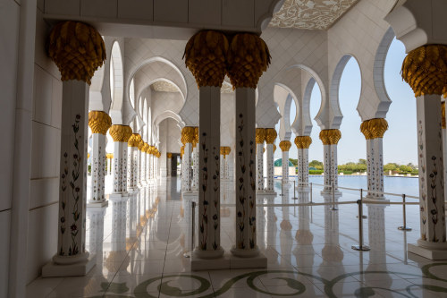 Sheikh Zayed Grand Mosque by diwan Abu Dhabi / United Arab Emirates See where this picture was taken