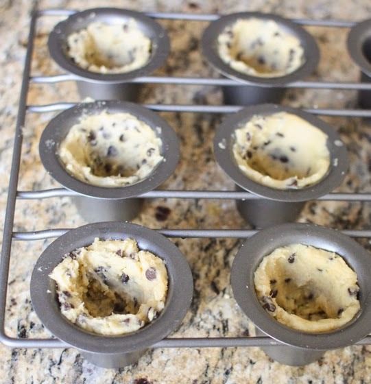 foodffs:  Milk and Cookie Shots (Homemade version of Dominique Ansel’s)  Really