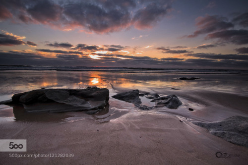 doubleborja:  The beach by AnaSousaSimes