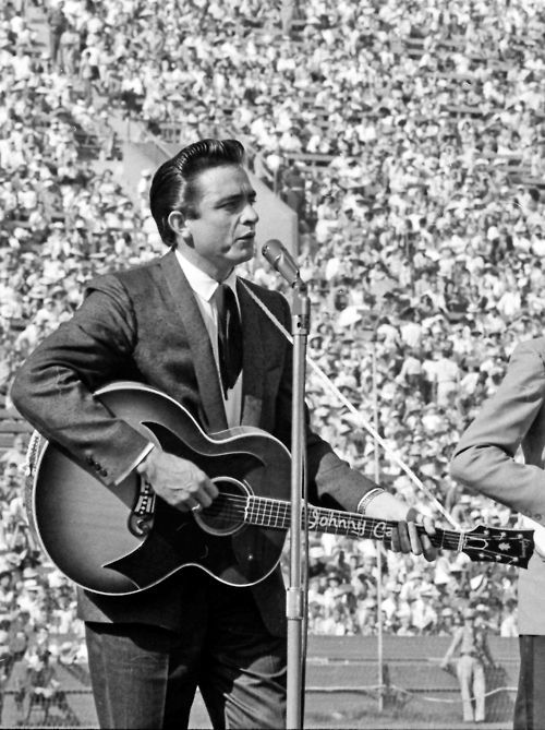 vaticanrust:  Johnny Cash 