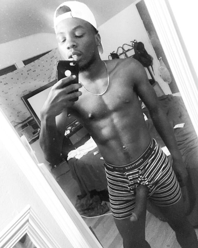 akimsniff:  ✨Akim Sniff✨ EXCLUSIVE ❗❗ Ayooo My NEW model #Kobe got body and