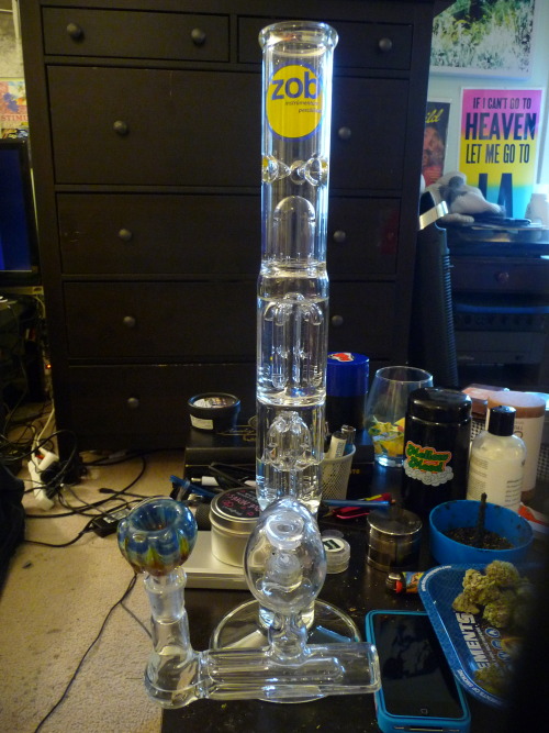 ripcitystoner:  ZOB 2 ft dome perc, double quad tree perc, and a tornado tube inline. my favorite bong. I clean it everyday. STAYS CLEAR. 