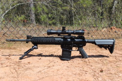 gunrunnerhell:  Colt LE901-16SA modular AR-10 variant that can use a special magazine well adapter that lets you install almost an AR-15 upper onto what is essentially an AR-10 lower. The LE901-16S has ambidextrous magazine and bolt releases. It has been