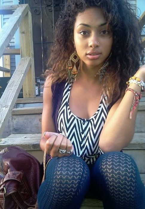 blackgirlsugar:  Black girl fashion.
