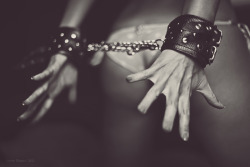 Handcuffs Ero