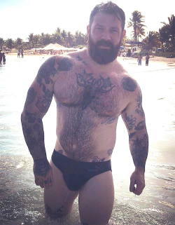 Hairy Men Heaven