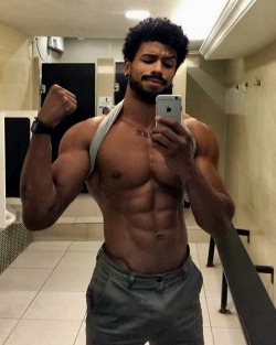 blacktexassmuscle.tumblr.com post 178771854216