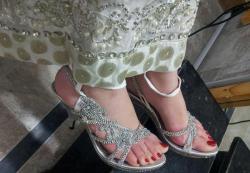 desifeet:  A Pakistani pair