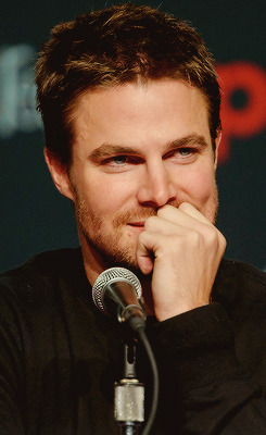 Stephen Amell