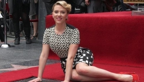 celebimages: Scarlett JohanssonDownload Orignal Image: i.imgur.com/aWiAPyi.jpg Orignal Resol