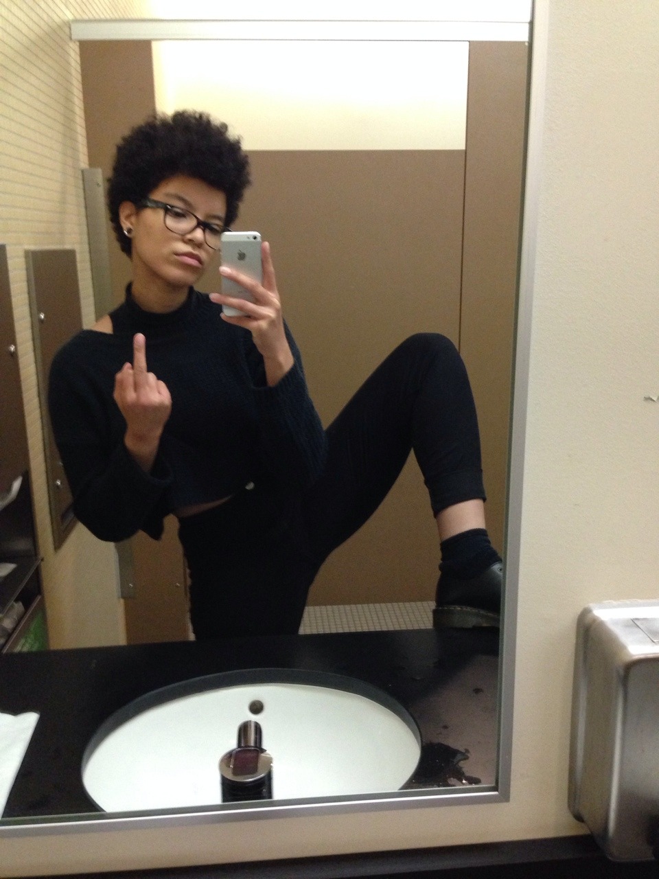 nirv-asana:old selfies I never posted and now wonder why I didn’t??