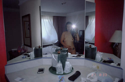 vivian-fu:Self Portrait in Las Vegas, August 2016