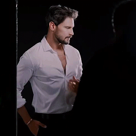 3ba4838ebc0bde685cb6d94aefb2e889ea499abb.gifv