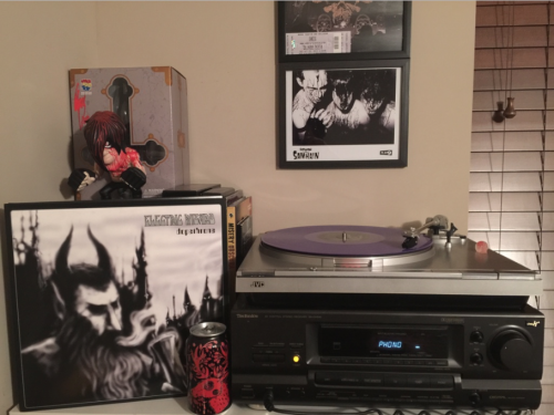 Six pack of Razz Wheat and some good records to get me through the nightElectric Wizard - Dopethrone