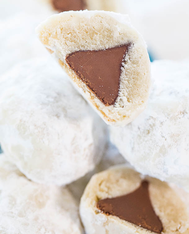 im-horngry:
“fullcravings:
“Chocolate Kiss Powder Puff Cookies
” ”