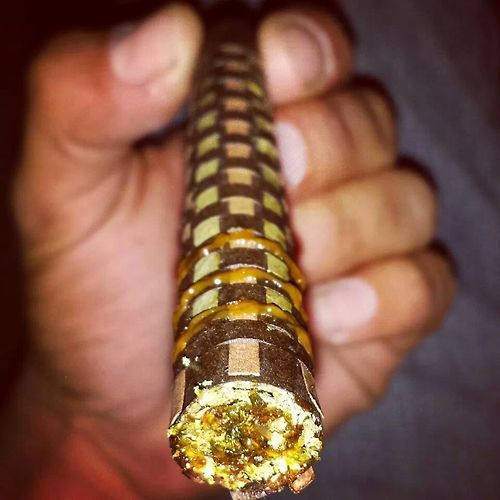 hasankaptan:  Woven Blunts   I would smoke blunts erryday…