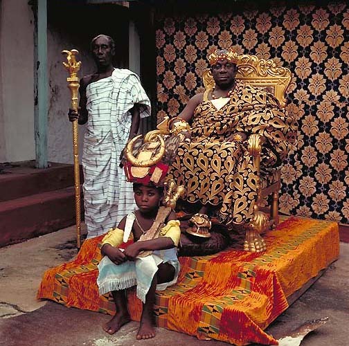 nikkofrikko:  African Kings: Portraits of a Disappearing Era from 1988 to 1991  by