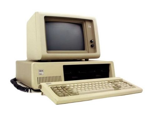 Computer that appeared in LMJ anime 3 episode.IBM PC(1981),I think.http://www.computerhistory.org/ti