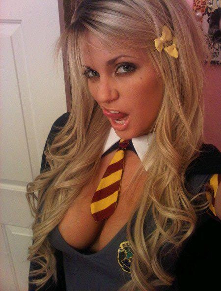 legalnakedteens:  Check out all the great free nude photos at PORN PICTURES! 