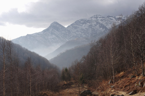 along-my-way:  Hiking in winter time, Italian porn pictures