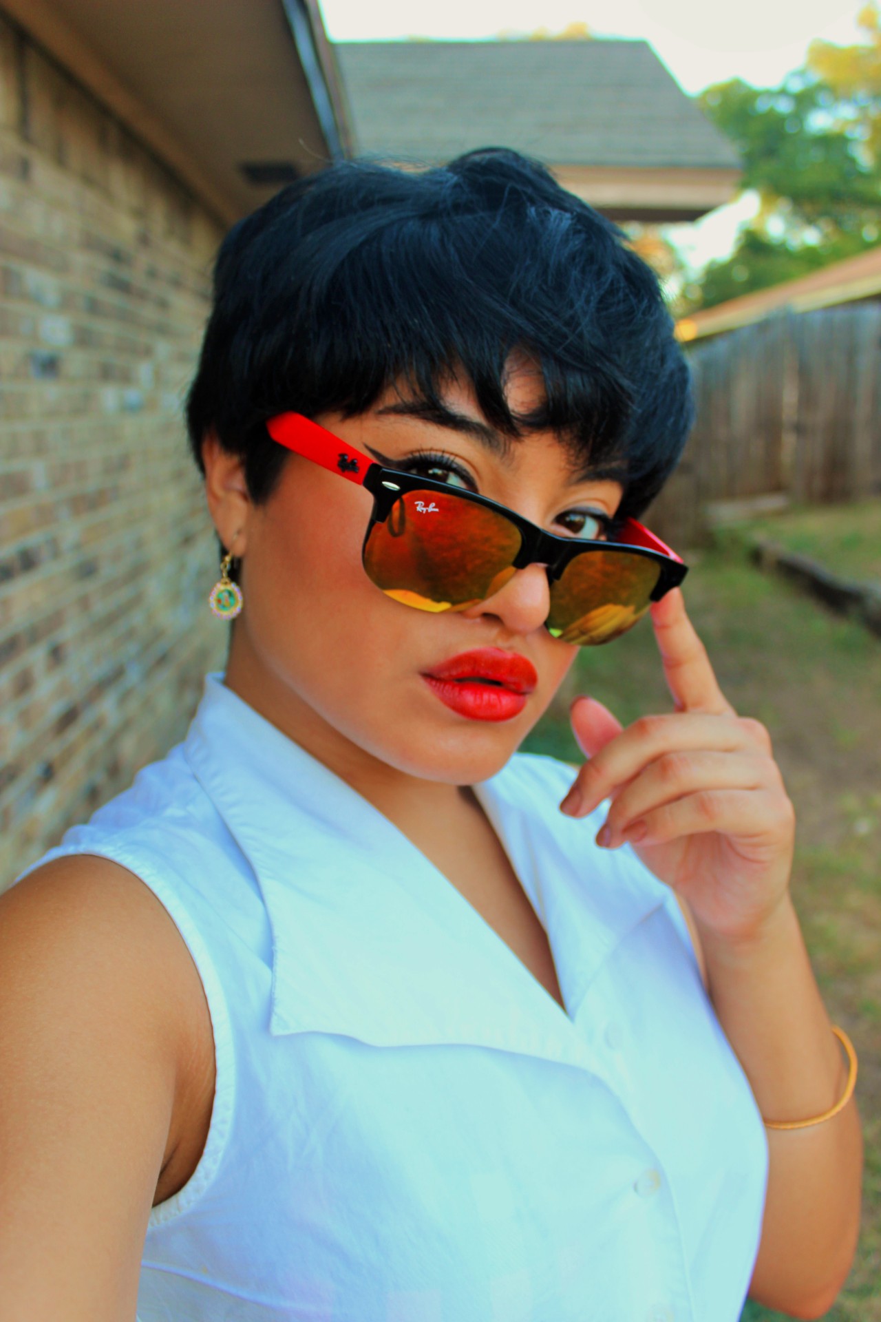 latinahoops:  2015 in selfies tagged by @tiedcherrystemim tagging @lilmazapan @mexicanthighs
