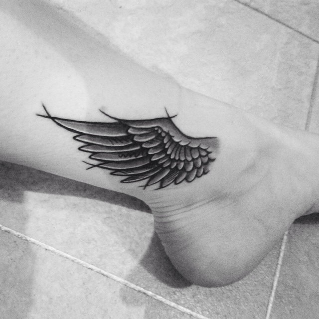 30 Creative Wing Tattoos with Ideas and Meanings - Body Art Guru