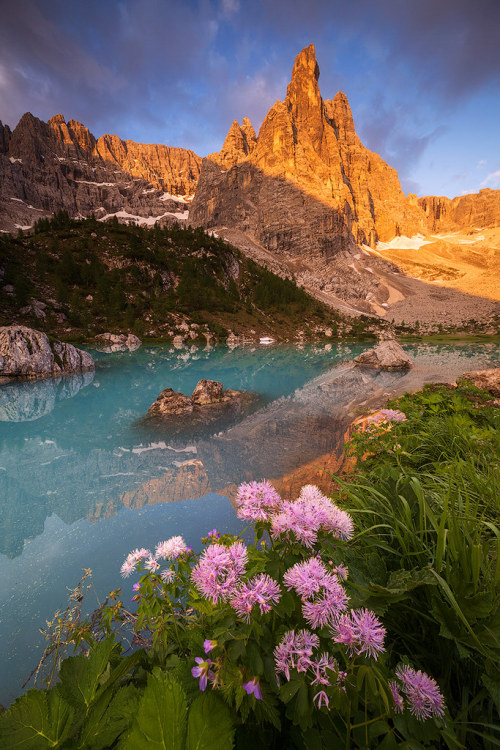 expressions-of-nature:  Lago Sorapis, Italy by Sven Broeckx