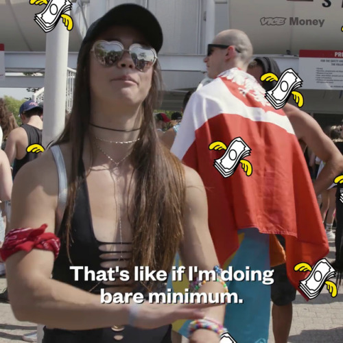 These festival girls have clearly swapped their beers for protein shakes