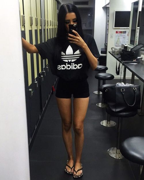 stripper-locker-room:  shelbywareham