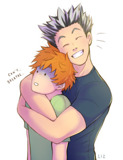 magpieliz:  A request to draw a Bokuto and Hinata bestfriendship from @byesweetheart and I just really wanted to draw a big cuddly Bokuto for it. :DPoor baby crow being crushed by the big owl~