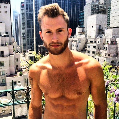 loveshnicky:  Sebastian Lund