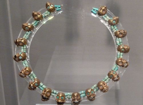 Mixtec skull necklace, made of gold and turquoise, dates from 900 CE. Courtesy &amp; currently locat