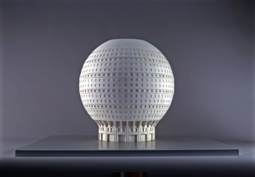 Peter Birkenholz, Building Model for a ball-shaped house, 1928. 1:100, cast. Architekturmuseum TU Mü