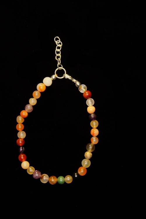  HANDCRAFTED MULTI-COLORED AGATE BRACELET♦ MATERIALS:- Authentic, Indian healing gemstones- Multi-co