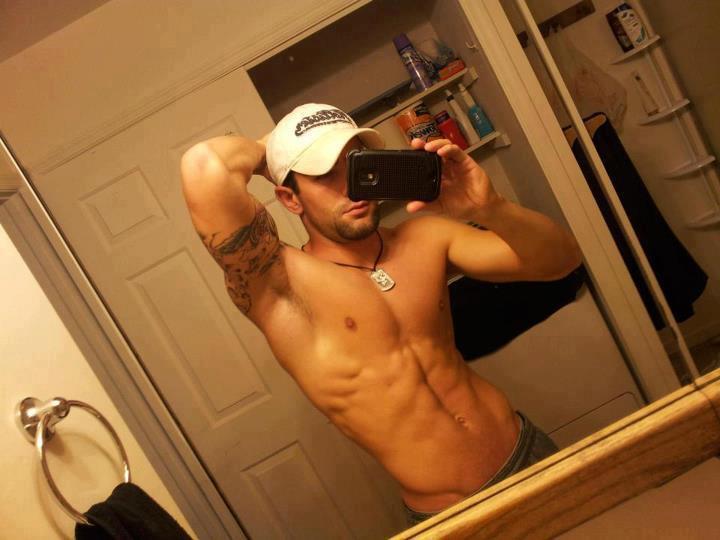 2sthboiz:  MORE ROUND THE WORLD BATHROOM/TOILET/LOCKER ROOM RANDOMS 