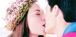 slayere-deactivated20160507:  TV MEME » [1/5] otps - Nathan &amp; Haley  I