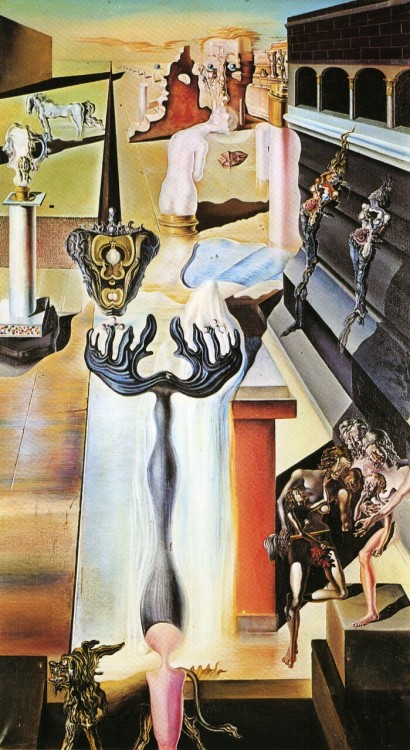 surrealistaa:  Salvador Dalí The Invisible Man, 1929-1932 Oil on Canvas, 140 x 81 cm Museo Nacional Centro de Arte Reina Sofía, Madrid