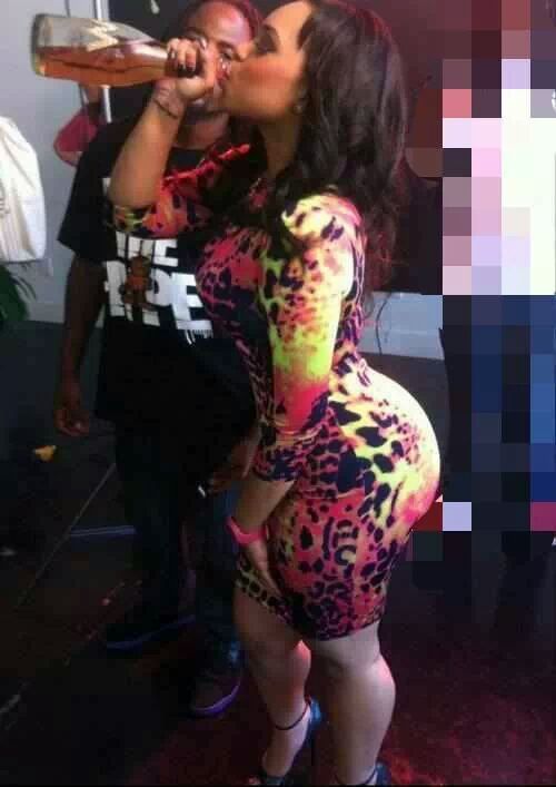 assondeck:  Beautiful women with (A.O.D) #A$$OnDeck