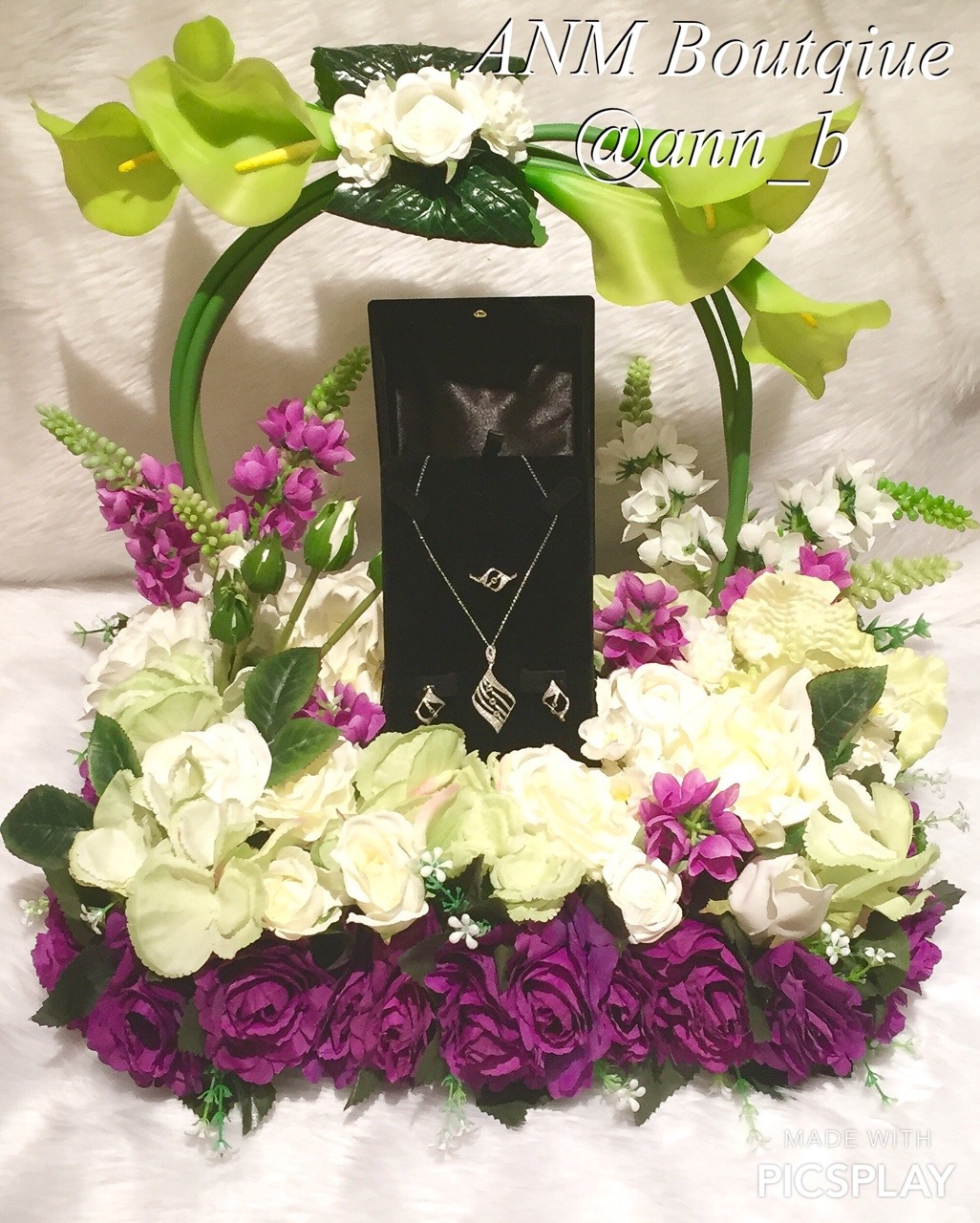 a n m boutique طلبيه زبونه طقم ذهب تنسيق ورد صناعي