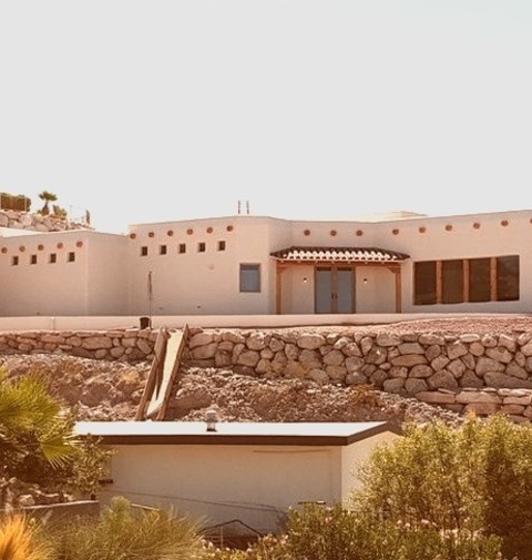Las Vegas Stuccoa Sizable One-story Stucco Flat Roof Image In Southwest Beige
