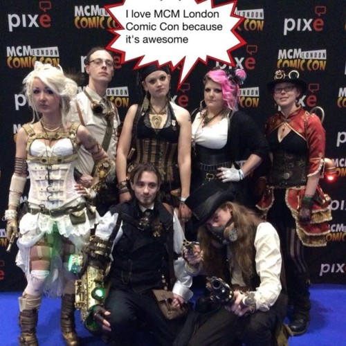 Look how got there photo taken by mcm its our steampunk babes Beckykat and Arkaya with there steampu