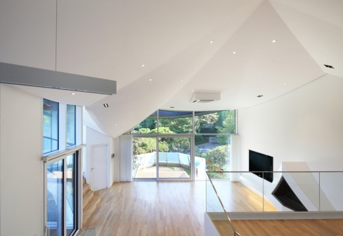 A residence in Korea #ArchitectureDesign by IROJE KHM Architects. http://bit.ly/1JeCvqf #KoreanArchi