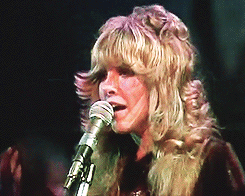 imogencreep:  the-baddest-witch:  Fleetwood Mac Rhiannon Live 1976  “So it’s