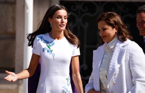 May 17, 2022: King Felipe and Queen Letizia offer an official welcome to Sheikh Tamim bin Hamad Al T